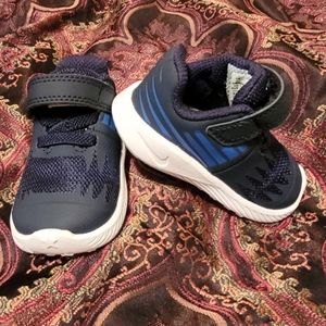 Baby Boy Size 2C Nike Shoes